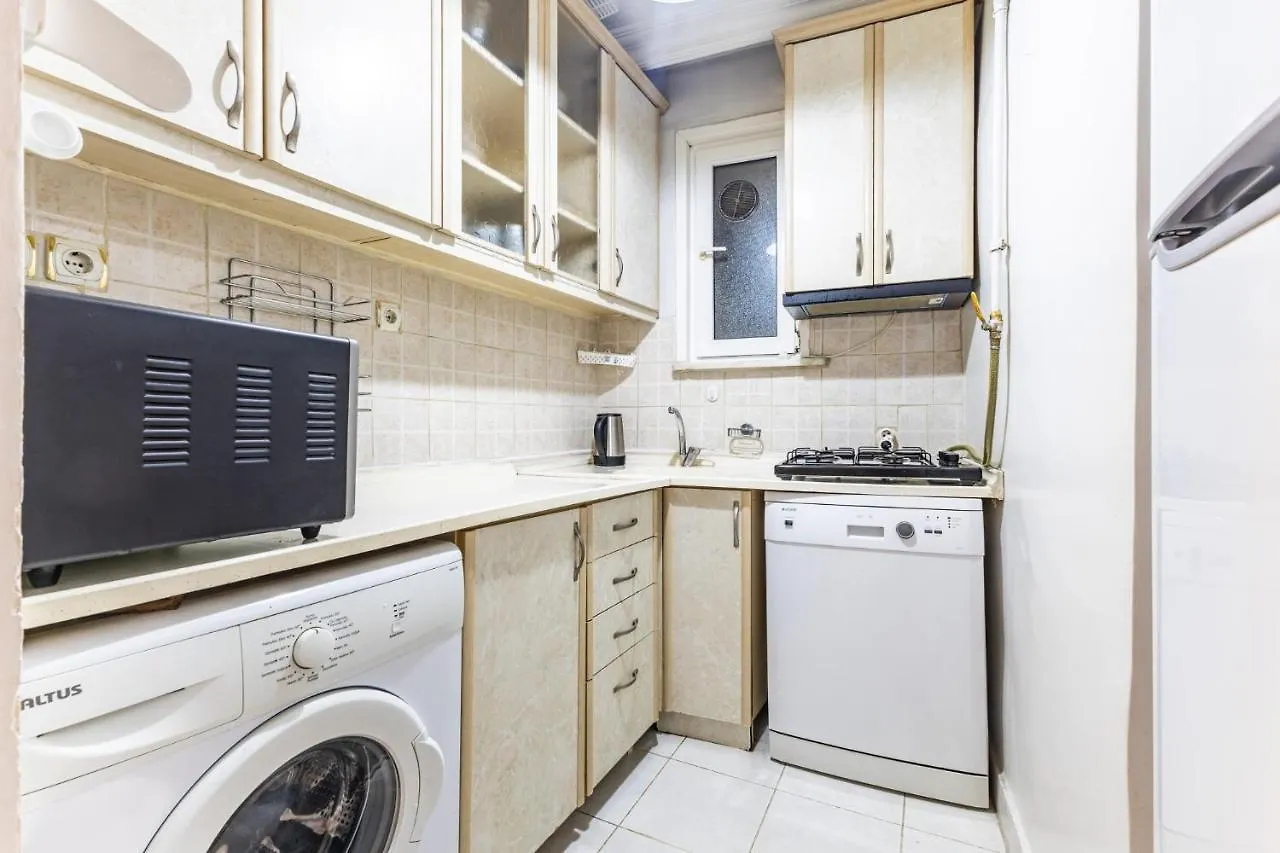 Chic Flat W Balcony 5 Min To Dolmabahce Palace Daire İstanbul